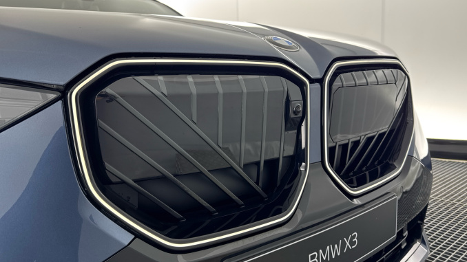 BMW X3 20 xDrive M Sport 5dr Step Auto [Tech/Pro Pk] Petrol Estate - Image 22